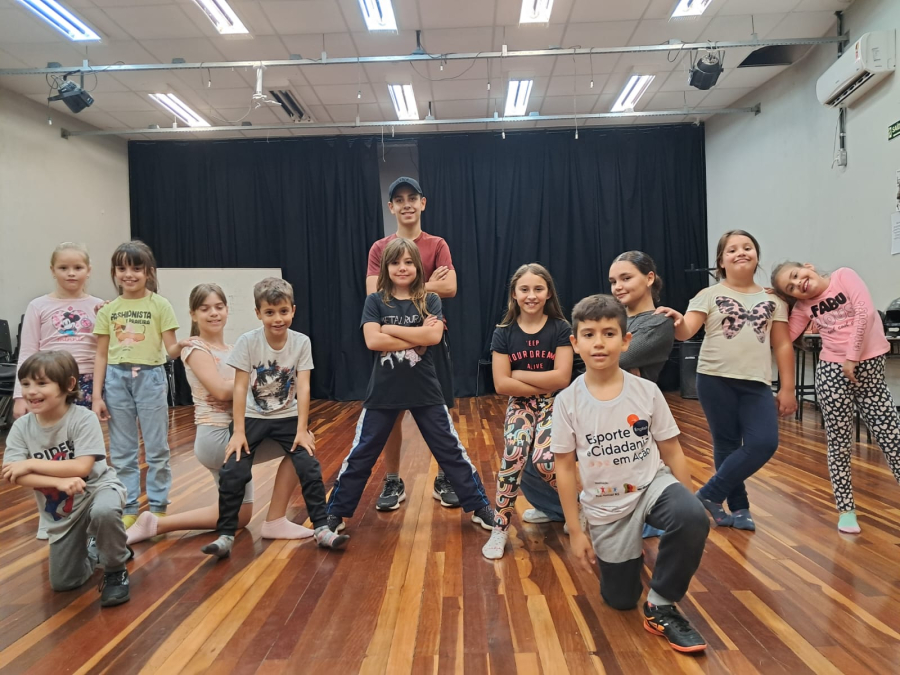 Projeto Escola Santa Rosa Dança oferece oficinas gratuitas durante todo o ano